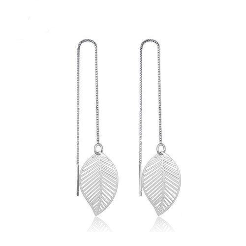 Earrings with tree leaf shape