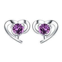 Load image into Gallery viewer, Heart Earrings with Beautiful Pearl